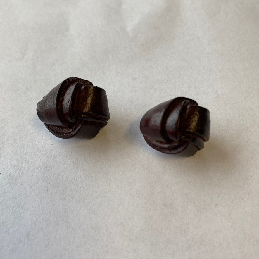 Togl Buttons - Brown Leather Knot Shank - 15MM
