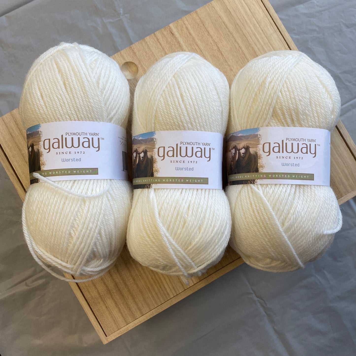 Plymouth Yarn - Galway - Bleach 8 - 100% Wool - Worsted