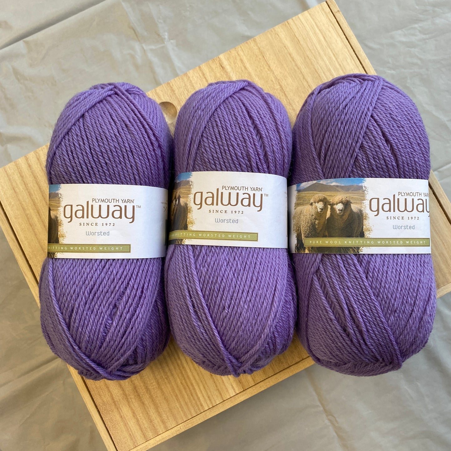 Plymouth Yarn - Galway - Lavender 89 - 100% Wool - Worsted