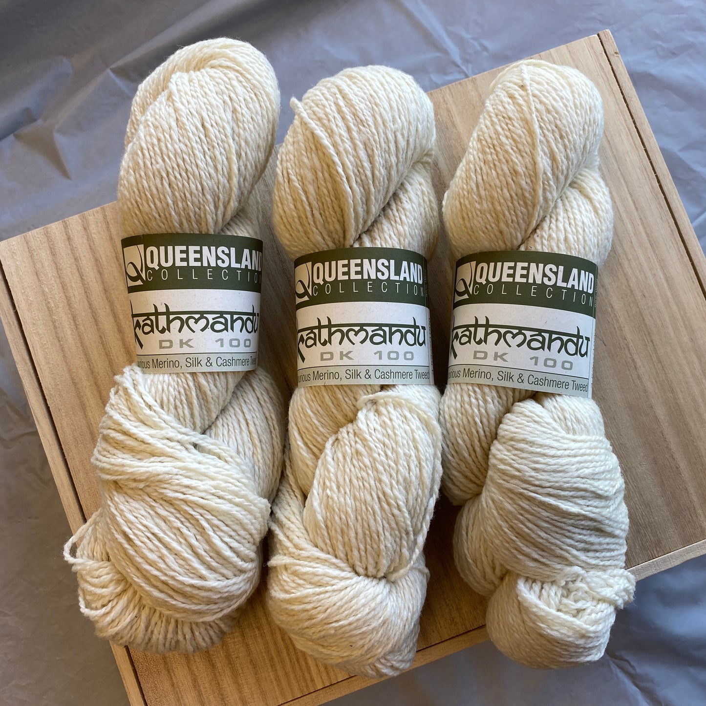 Queensland Collection Kathmandu DK 100 - Natural 31 - 85% Merino Wool/10%Silk/5% Cashmere - DK