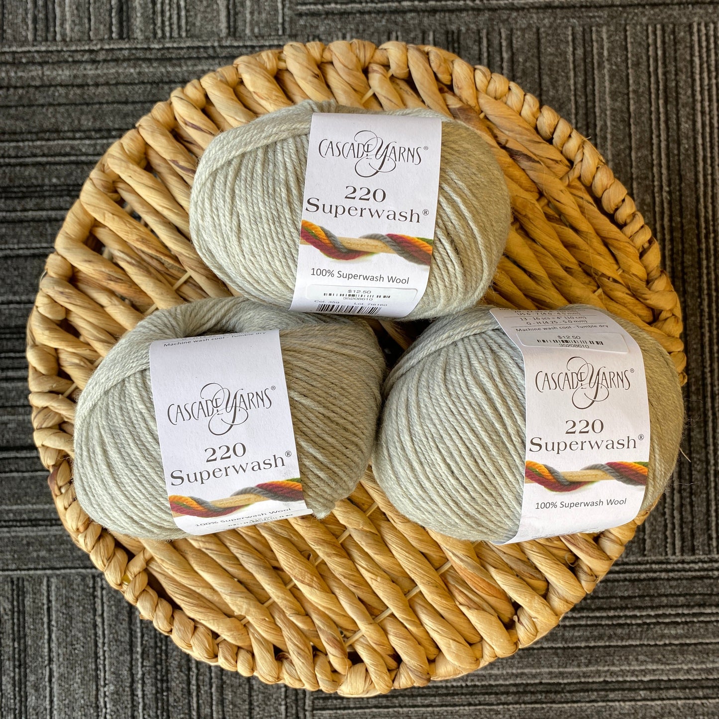 Cascade 220 Superwash - Aspen Heather - 359