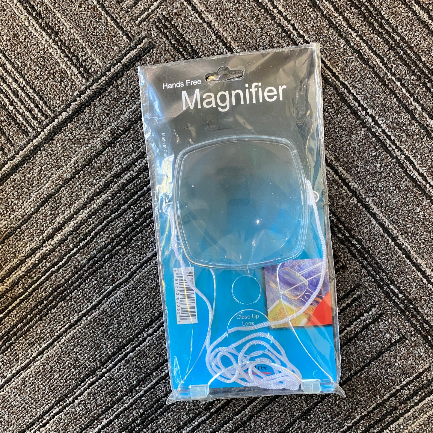 Hands Free Magnifier