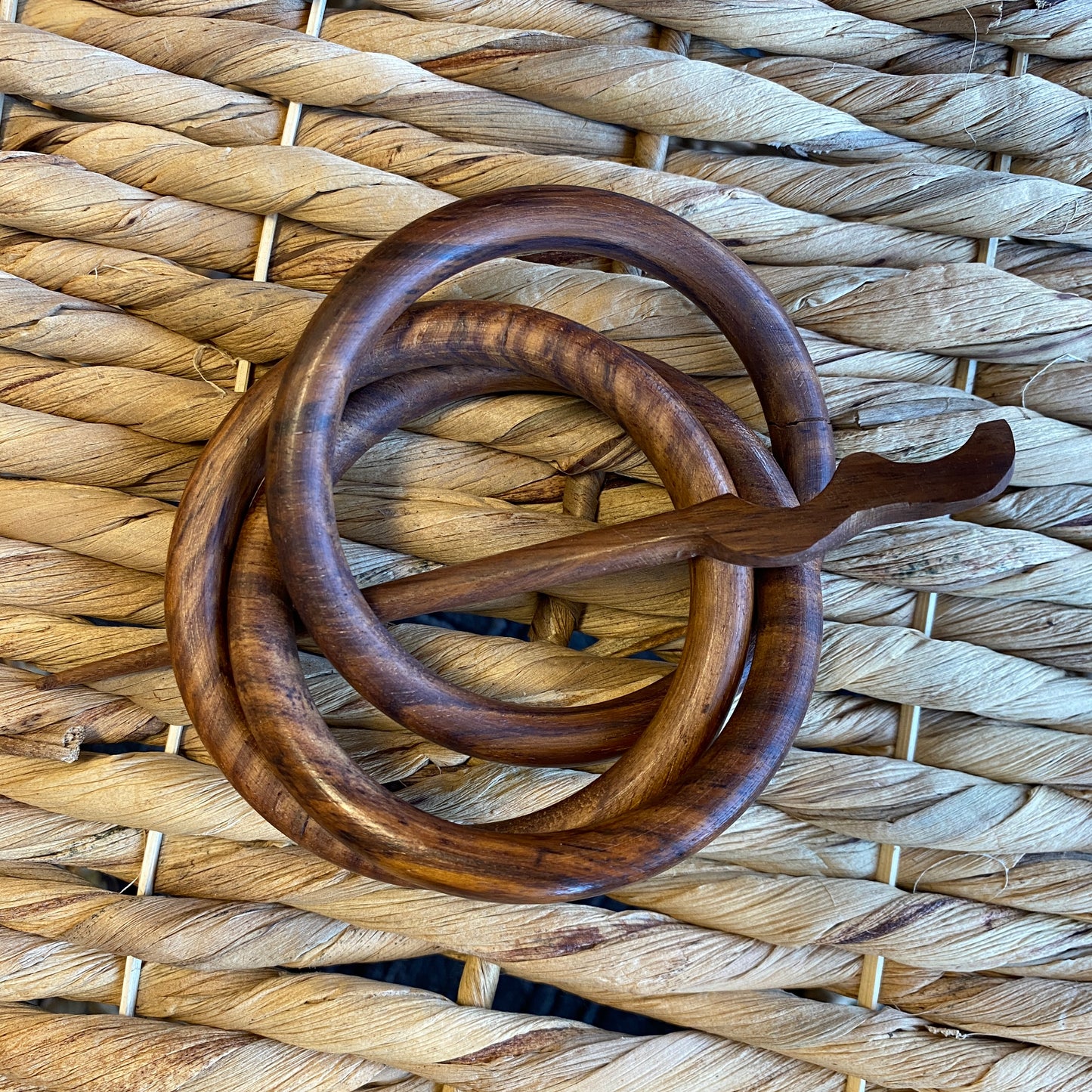 Knit Picks Shawl Stick Pin - Interlocking Rings