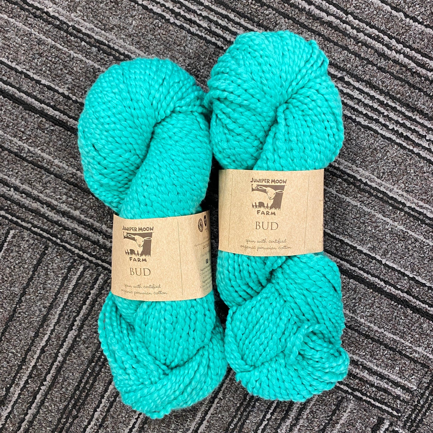 Juniper Moon Farm Bud - Seafoam Lily 118