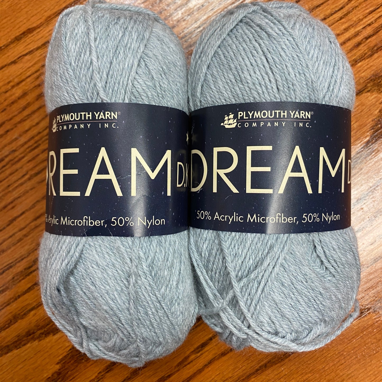 Plymouth Yarn - Dream DK - Lt Grey Heather 178 - 50% Microfiber/50% Nylon - DK