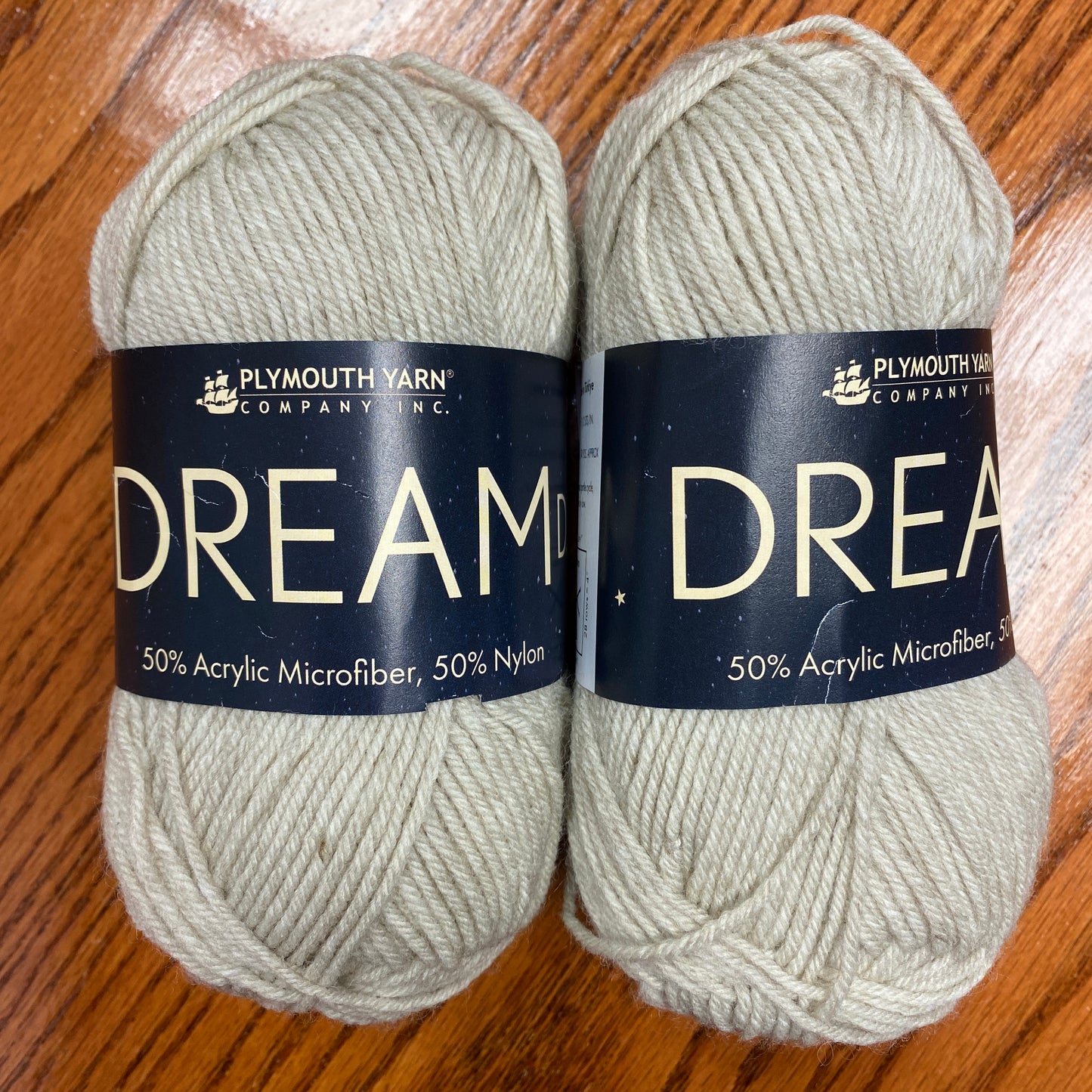 Plymouth Yarn - Dream DK - Taupe Heather 175 - 50% Microfiber/50% Nylon - DK