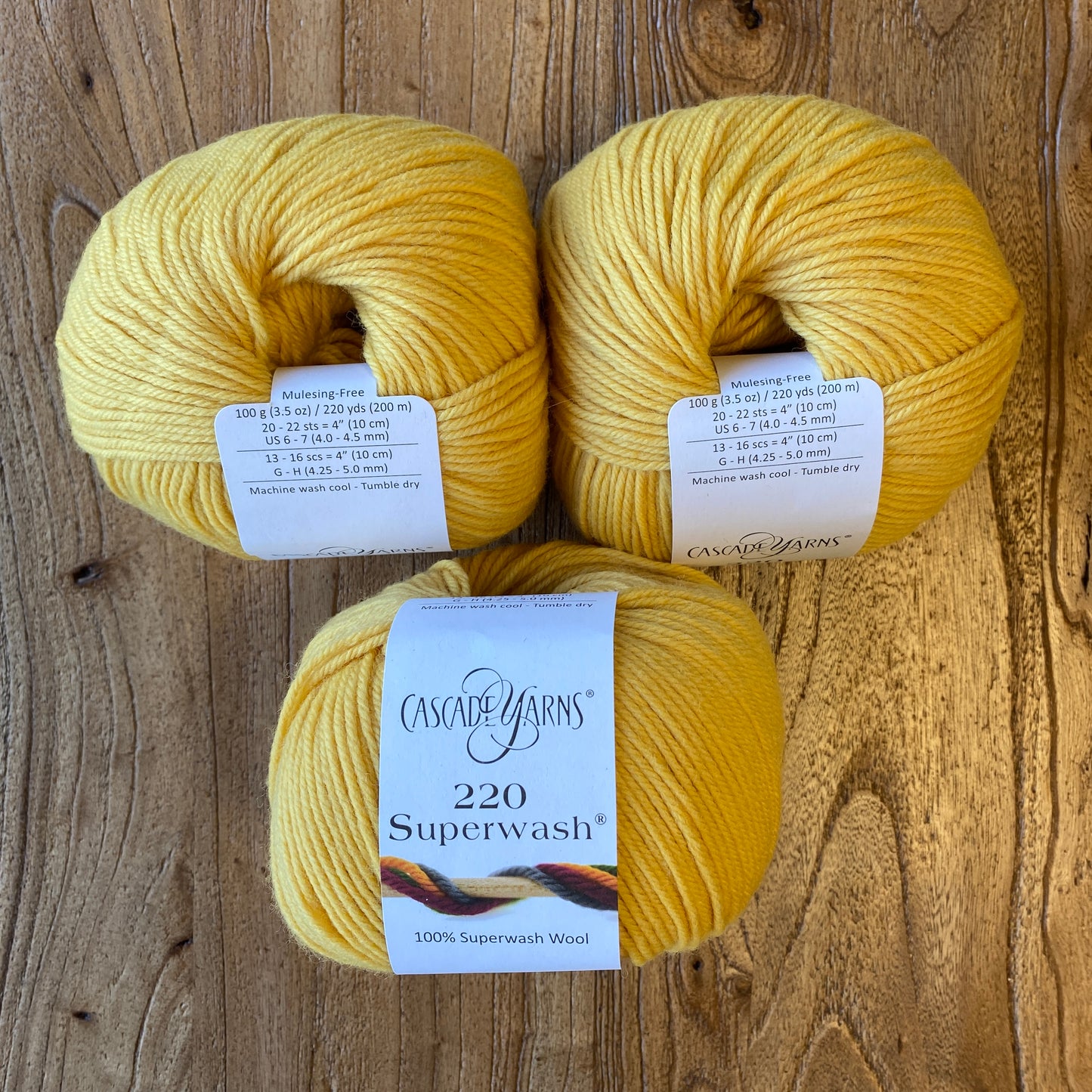 Cascade 220 Superwash - Daffodil - 821