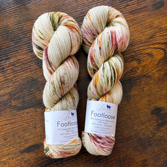 Baah Yarn - Footloose - 75% Superwash Merino 25% Nylon - Toad you So
