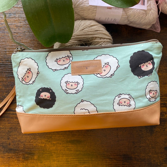 Twice Sheared Sheep - Chubby Sheep Trinity Bag - Medium Zippered