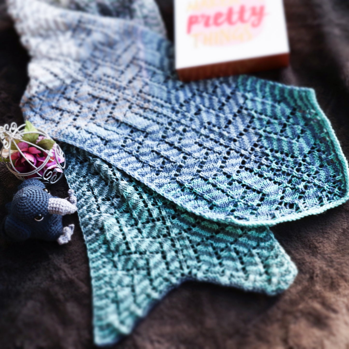 Ravin Sekai Designs - Stepping Stones Scarf - Knitting Pattern