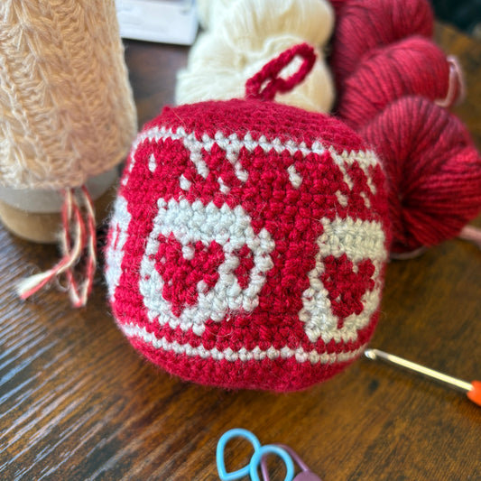 Colorwork Christmas Balls (crochet)