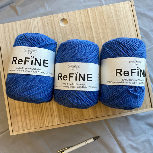 Cascade Yarns Refine - 75% Superwash Merino Wool, 20% Nylon, 5% Viscose - Coastal 23