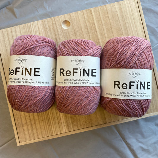 Cascade Refine - 75% Superwash Merino Wool, 20% Nylon, 5% Viscose - Heathered Rose 19