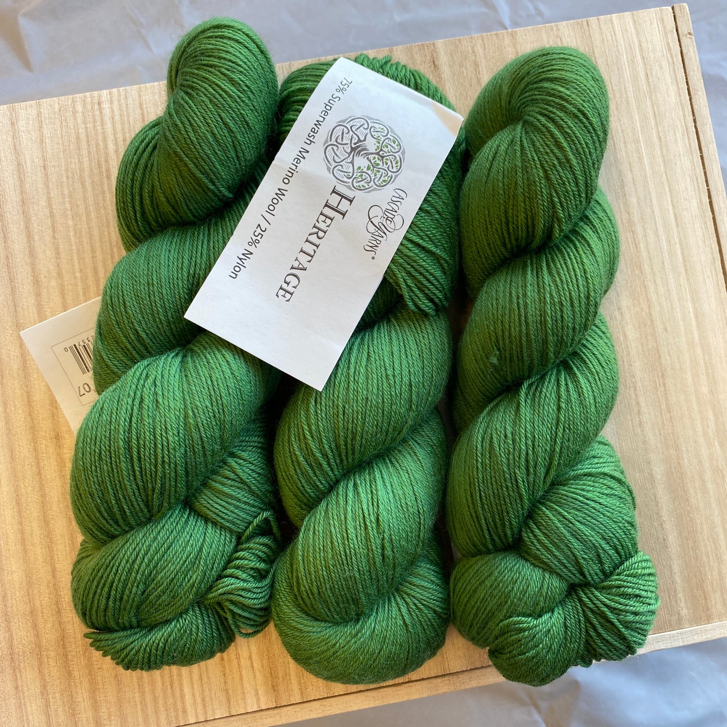 Cascade Yarns Heritage 75% Superwash Merino Wool, 25% Nylon - Green 5612