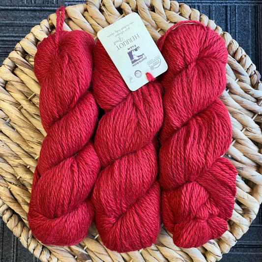 Juniper Moon Farm Herriot Great - 100% Baby Alpaca - Poinsetta 160