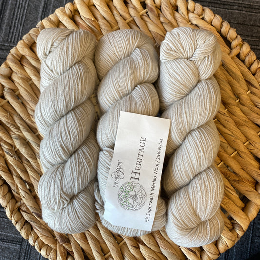 Cascade Yarns Heritage Limestone 75% Superwash Merino 25% Nylon 5681