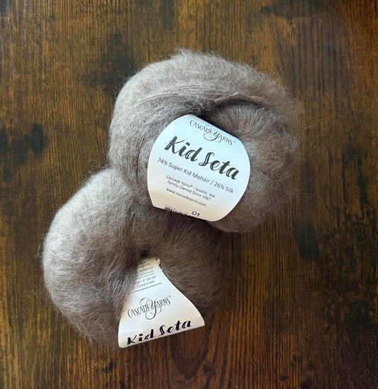 Cascade Yarns - Kid Seta - 74% Super Kid Mohair/26% Silk - Brown - 15