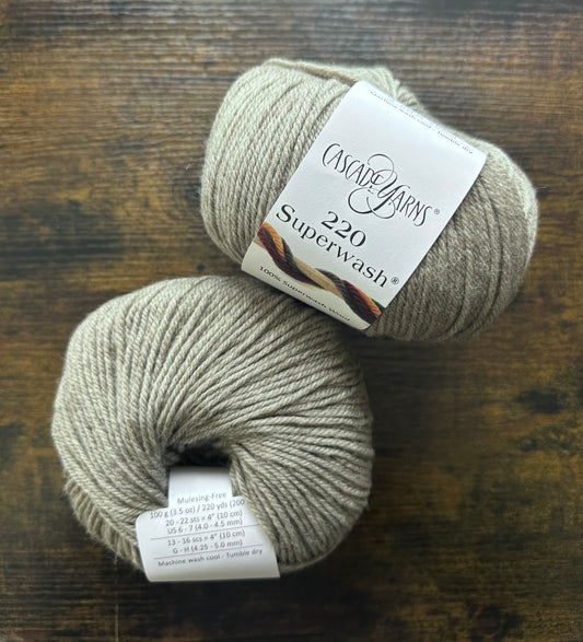 Cascade 220 Superwash - Doeskin Heather - 1926