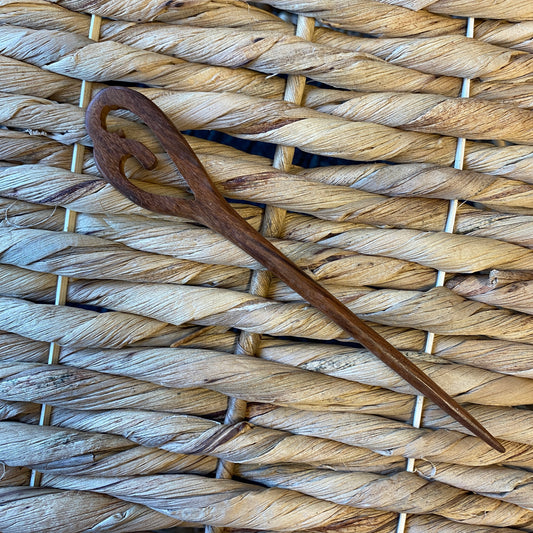 Shawl Stick Pin - Dark Scroll