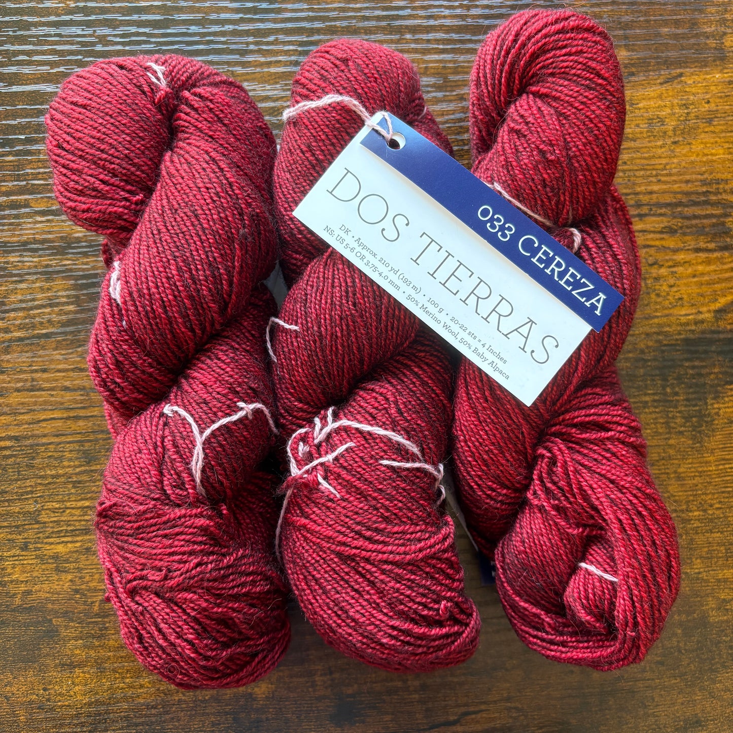 Malabrigo - Dos Tierras - 100% Superwash Merino - Cereza - 033