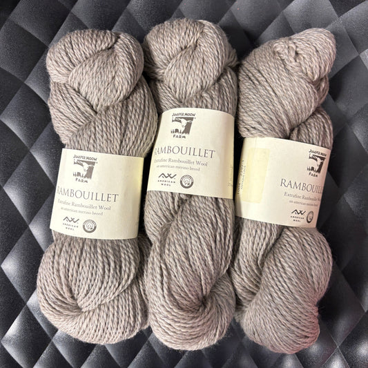 Juniper Moon Farm - Rambouillet -Antique Lace - 1004