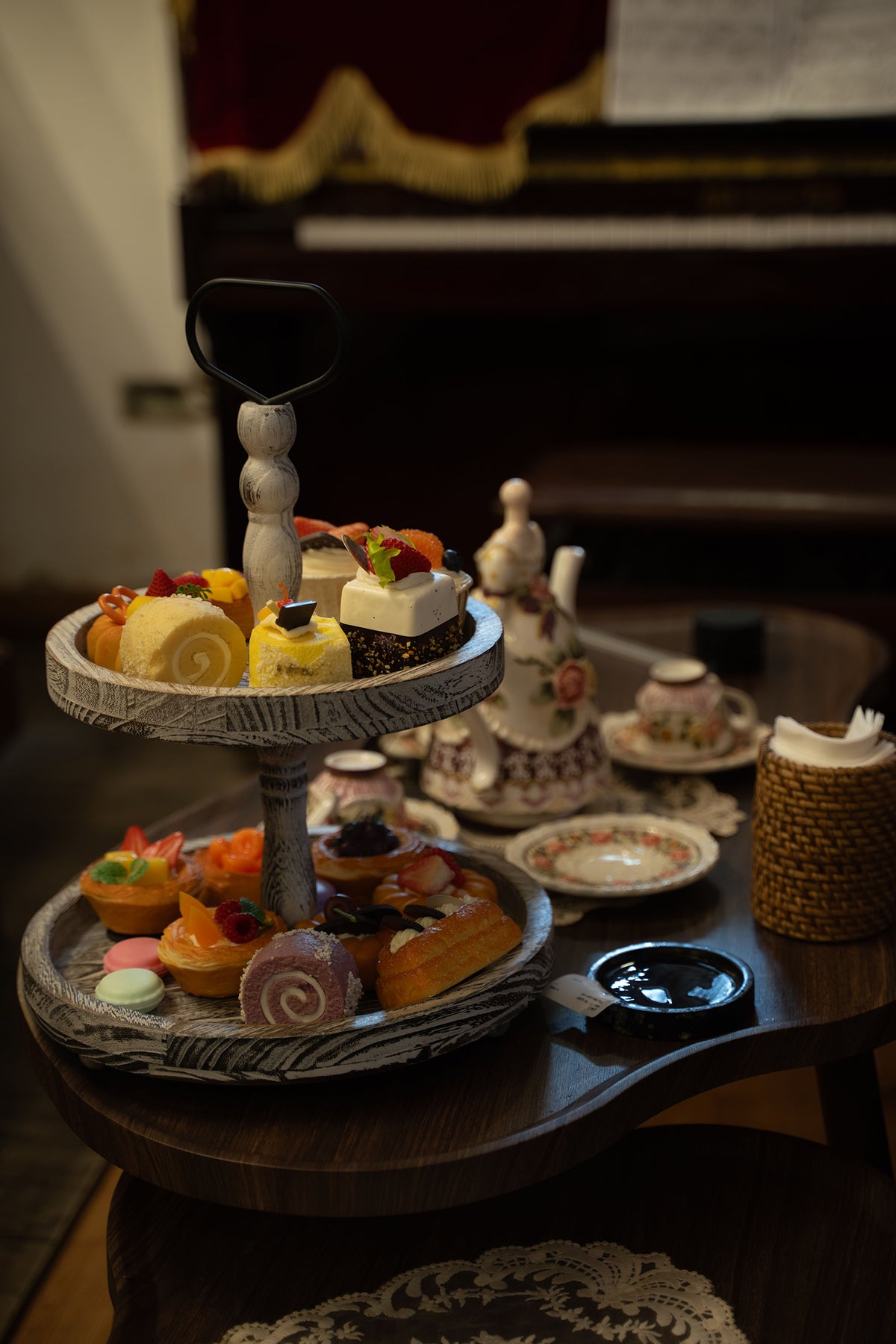 Nowhere to Wear This Tea Party & October Make & Take